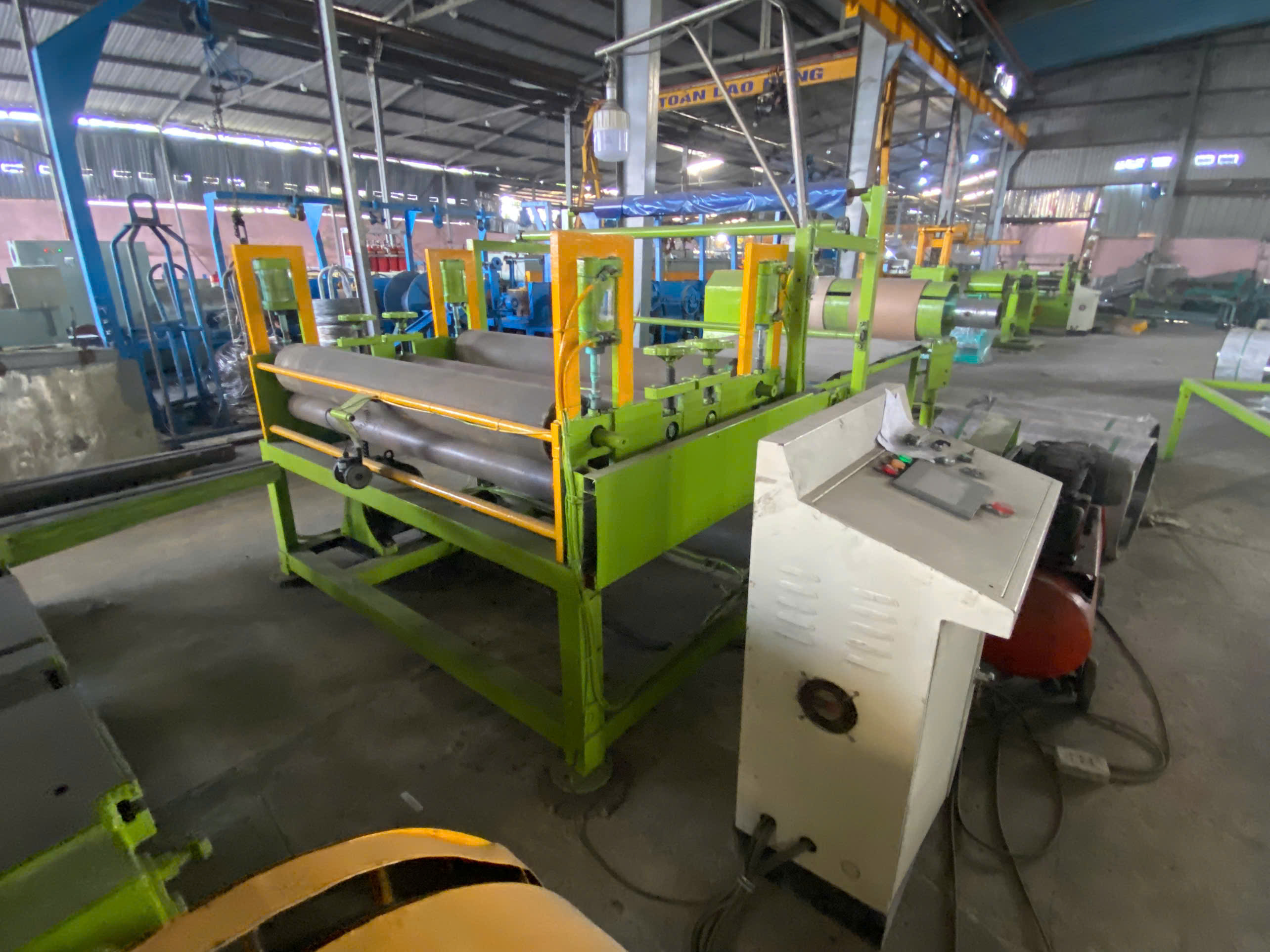 Automatic Roll Straightening Machine For Steel Coils 1